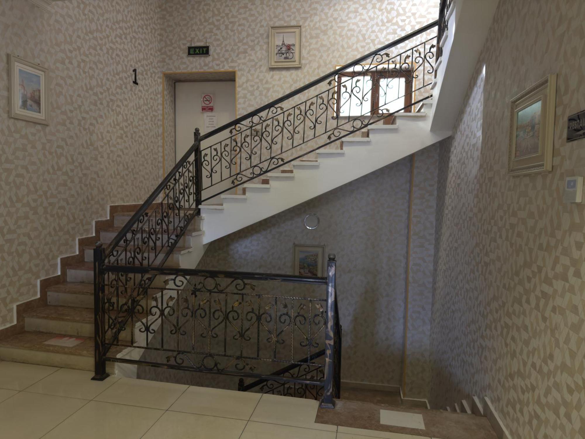 באקו Eleon Hotel מראה חיצוני תמונה