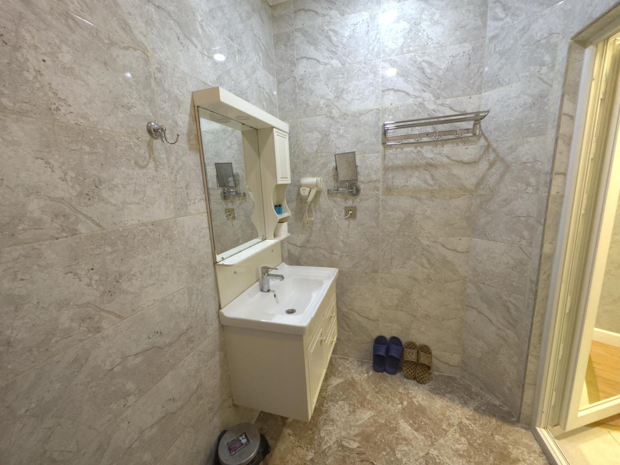 באקו Eleon Hotel מראה חיצוני תמונה